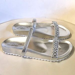 Badgley Mischka Jewel Crystal Silver Sandals Sliders